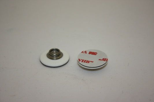 Painonappi liimapinnalla YKK SNAD FLEX kaarevalle pinnalle