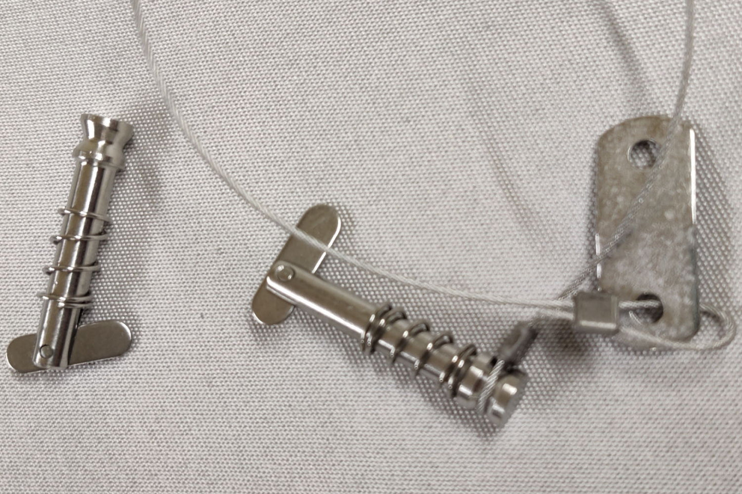 Sokkatappi jousella 40 x 6 mm