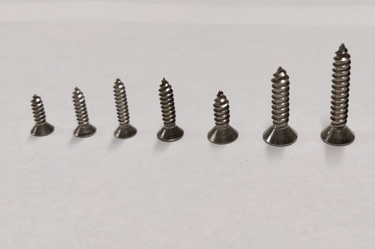 Levyruuvi DIN 7982 haponkestävä